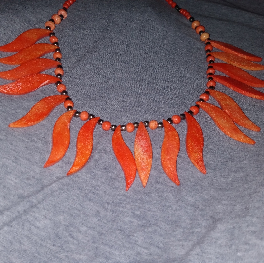 Vintage sharktooth style necklace